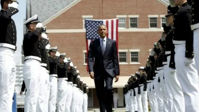 كان أوباما في حديث مع الطلبة في أكاديمية حرس الشواطئ الأمريكية في كونيكتيكت.