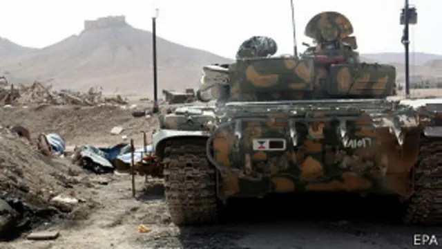 گروه داعش بخشی از آثار باستانی پالمیرا را نابود کرد