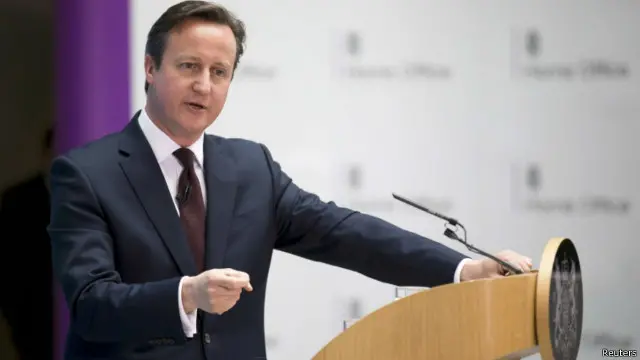 Thủ tướng Anh, David Cameron ủng hộ lời kêu gọi để ông Blatter ra đi