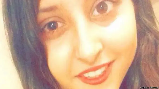 Jessica Greaney precisou passar por tratamento intensivo e pingava colírio no olho a cada 30 minutos