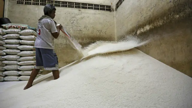 Ditemukan unsur plastik, tapi bisa jadi karena kesalahan penanganan atau tak sengaja tercampur