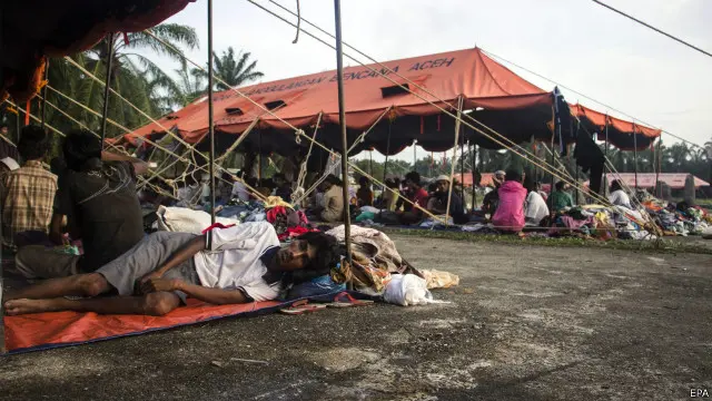 Foto ini asli dan menggambarkan nasib etnik Rohingya yang tiba di Aceh. 