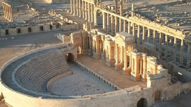 دولتِ اسلامیہ ماضی میں عراق میں نمرود اور حضر کے تاریخی ورثے کو تباہ و برباد کر چکی ہے اور پیلمائرا کے نواح میں واقع صدیوں پرانے کھنڈرات بھی اب اُن کے قبضے میں ہیں