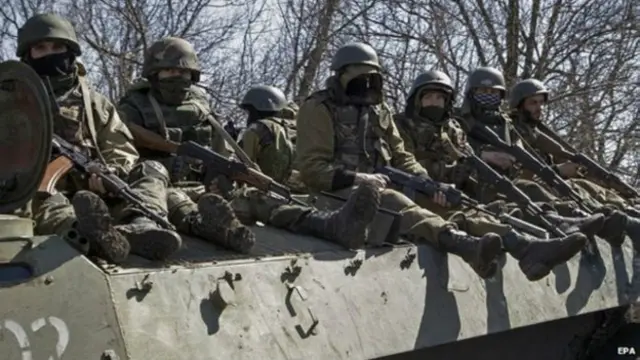 Rusya Ukrayna'daki ayrılıkçılarla bağı olduğunu reddediyor.