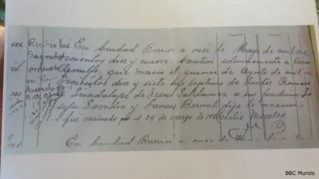 Fe de bautismo de Romero