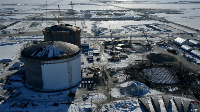 La Inspección Geológica de Estados Unidos calcula que en el área se encuentra el 30% de las reservas mundiales no descubiertas de gas natural.