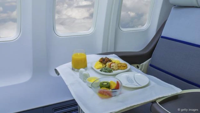 Makanan di pesawat