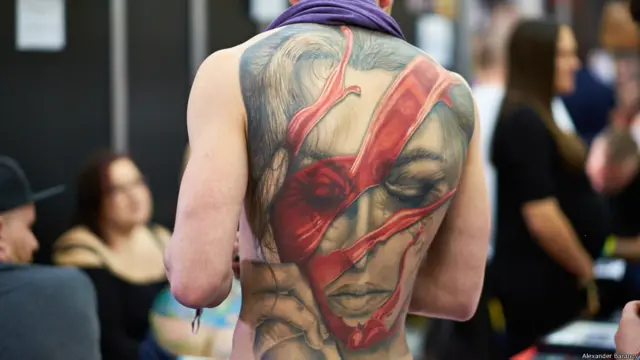 Шоу татуировок