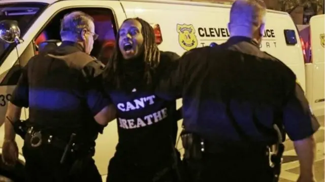 اخبار کا کہنا ہے کہ وفاقی تحقیقاتی ایجنسی ایف بی آئی کے مطابق گذشتہ ایک دہائی کے دوران روزانہ 1.1 ہلاکتیں ہوئیں جبکہ حقیقت میں یہ تعداد 2.6 ہے