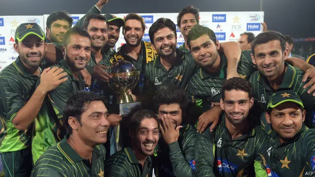 پاکستان کی کرکٹ ٹیم نے بدھ کو شیڈول کے مطابق بھارت روانہ ہونا ہے