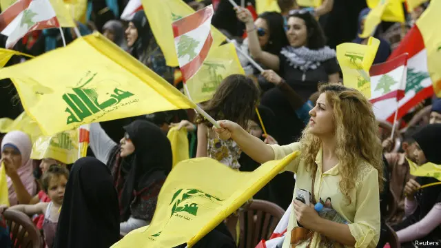 وجه نصر الله كلمته لآلاف من أنصاره بمناسبة ذكرى انسحاب إسرائيل من لبنان عام 2000.