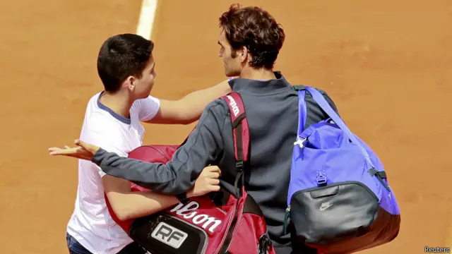 Federer recibió las disculpas del director del torneo.