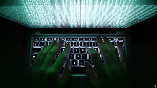 سینیٹ کی انٹیلی جنس کمیٹی کے رکن سینیٹر سوسان کولنز نے اس حملے کا الزام چینی ہیکروں پر عائد کیا ہے