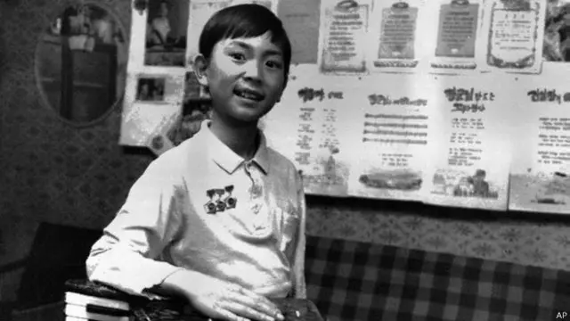 Kim Jong-chol saat masih berusia enam tahun pada 1988 lalu, dalam foto yang disebarkan kantor berita Korut.