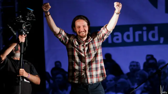 Podemos lideri Pablo Iglesias'a göre, "İspanya'da geleneksel siyaset bitti"