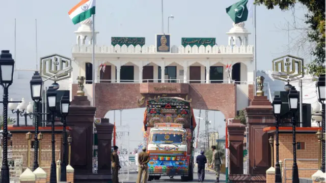  امید تھی کہ حکومتوں کی سطح پر رابطوں میں اضافوں کے علاوہ تجارت کے امکانات سے بھی لوگوں کے فائدے کے لیے بھرپور فائدہ اٹھایا جائے گا