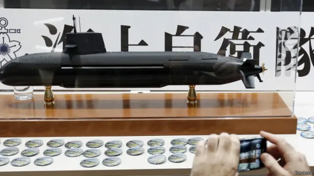 在日本举行的亚洲防卫展上展出的日本海上自卫队潜艇模型