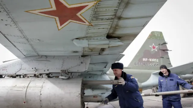 یہ مشق اس بڑی فوجی مشق کا پیش لفظ ہے جو آئندہ مہینے ہونی ہے اور اسے ’سنٹر-2015‘ کا نام دیا گيا ہے