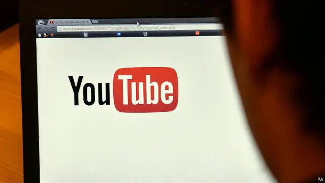 يوتيوب قيد مشاهدة الفيديو وحذر من أنه قد لا يكون مناسبا للبعض.