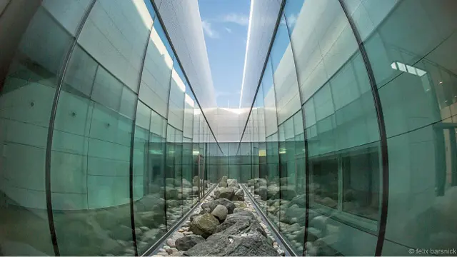 Добровольцы проведут в подземных комнатах 60 дней 