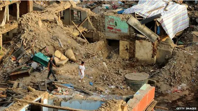 زلزلے سے پہاڑ غیر مستحکم ہو جاتے ہیں اور ان کا پورا جغرافیہ بدل جاتا ہے