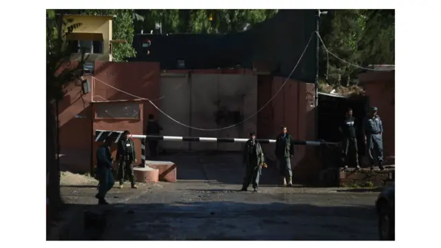 د هوتل مشر ویلي، د هوتل د خوندیتوب لپاره یې ځانګړي تدابیر نیولي وو. 