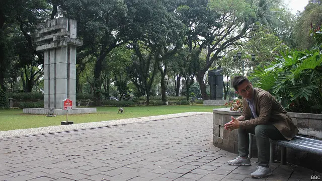 Menurut Lucky, para pekerja film sejak awal telah menawarkan opsi jalan keluar pengganti pola sensor lama, yaitu melalui sistem klasifikasi di mana film tersebut dikelompokkan sesuai umur.