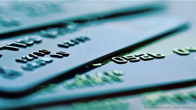 Интеллектуалы с IQ выше 140 в два раза чаще превышают свою кредитку