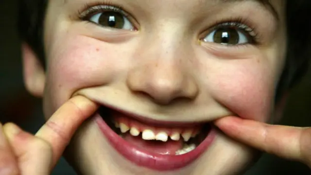 Dişlərin ağlığına genetik faktorlar təsir edə bilər