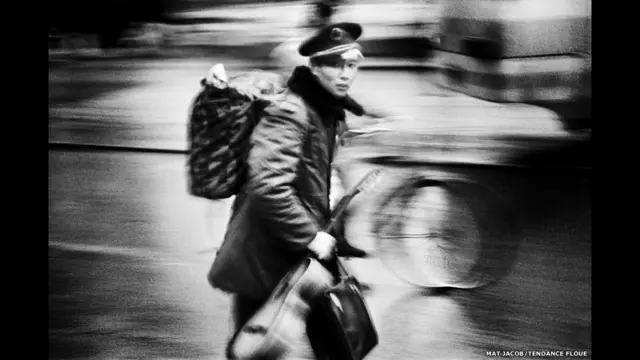 یہاں پر پورٹریٹ کے مختلف انداز نمائش کے لیے پیش کیے جائیں گے۔ جن میں کلاسیکل، روایتی دستاویزی فلم کے ساتھ ساتھ تجرباتی اور جداگانہ انداز شامل ہیں۔