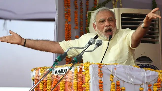 नरेंद्र मोदी