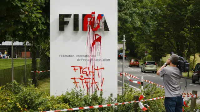 फ़ीफ़ा गिरफ़्तारी