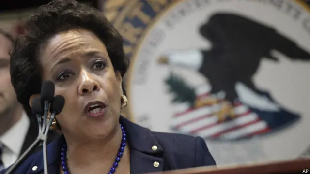 ABŞ baş prokuroru Loretta Lynch deyib ki, FİFA-nın bəzi icraçı direktorları tutduqları yüksək mövqedən rüşvət almaq üçün istifadə ediblər