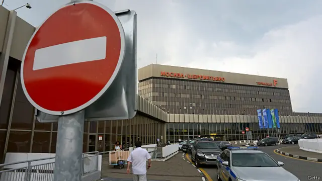 Rusiyanın Ural hava şirkətləri Misirin Sinay yarımadası üzərindən uçuşları dayandırdığını elan edib. 