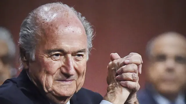 Sepp Blatter terpilih kembali sebagai Presiden FIFA melalui pemungutan suara.
