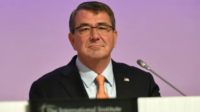 کارتر له بي بي سي سره په مرکه کې ویلي، د داعش ځپل یوازې د عراقي ځواکونو پر هڅو پورې اړه لري.