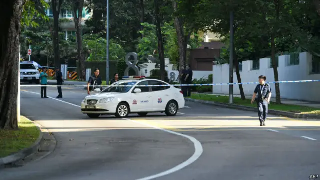 Các con đường xung quanh khách sạn bị phong tỏa lúc sáng sớm