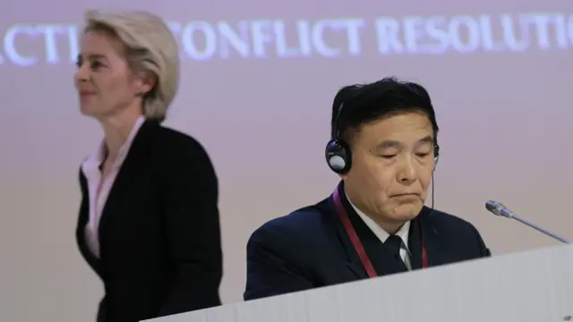 孙建国在香格里拉对话上(31/5/2015)