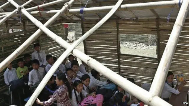 नेपाल स्कूल