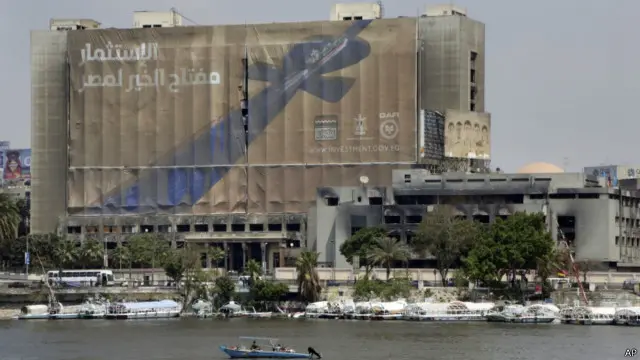 مقر الحزب على نيل القاهرة قبل الهدم