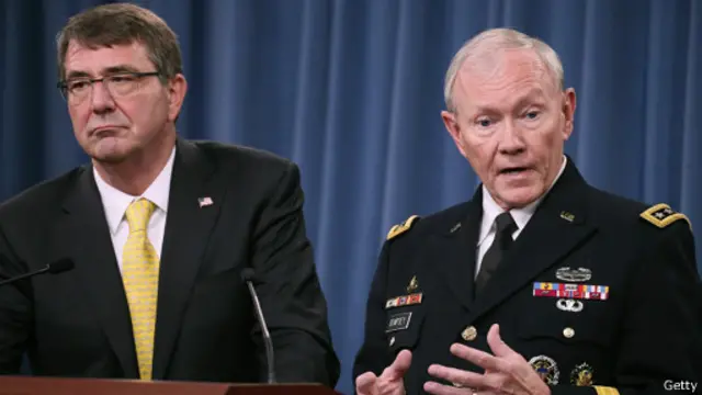 ژنرال دمپسی و اشتون کارتر