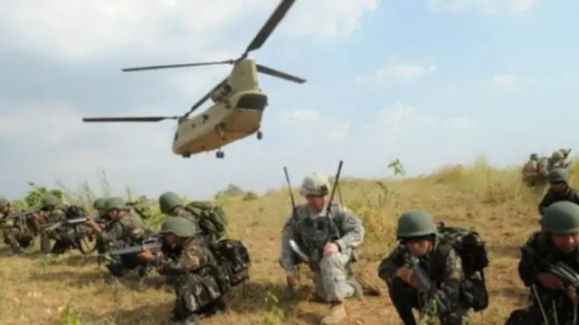 دا ګام په داسې وخت کې پورته شوی، چې په دې وروستیو کې د طالبانو لخوا په ځانګړي ډول د افغانستان په سوېل کې د افغان ځواکونو پر ضد پرمختګونه شوي دي.