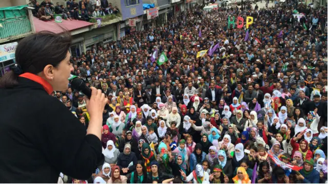 Leyla Zana, HDP’nin Diyadin mitinginde konuşma yapıyor