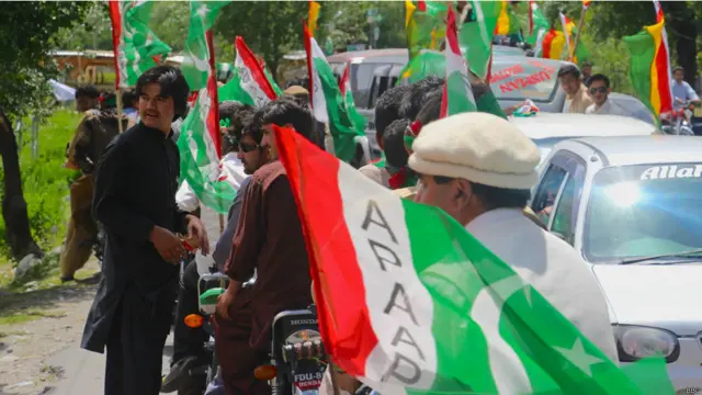 ایک نئی جماعت عام آدمی پارٹی بھی اس مرتبہ انتخابات میں اپنا زور آزما رہی ہے۔