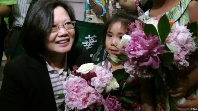 蔡英文在华盛顿接受台湾侨胞欢迎（台湾中央社图片1/6/2015）