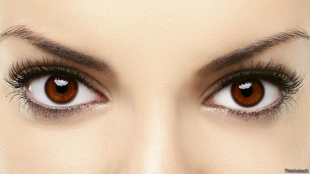 Глаза женщины