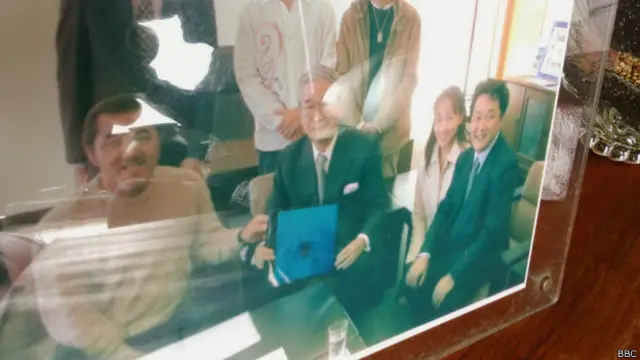 新嵩喜八郎与石原慎太郎