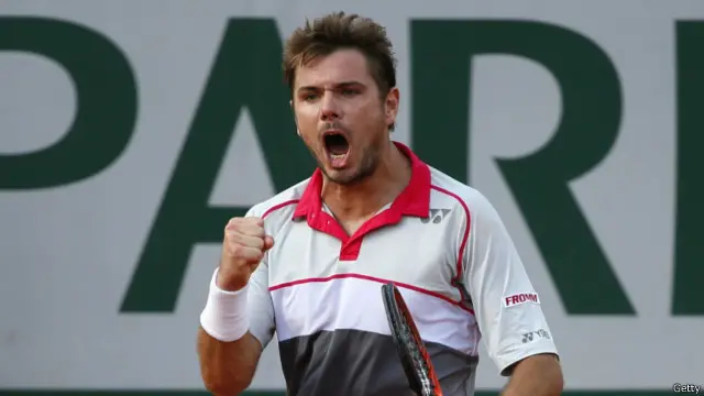 Stan Wawrinka mencapai semi final Prancis Terbuka untuk pertama kalinya.