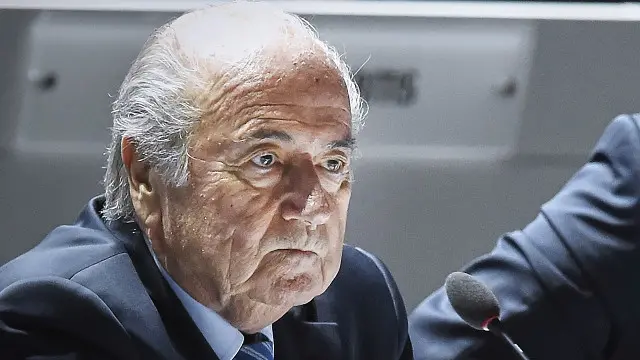 ښاغلي بلاټر په یوه لنډه خبري غونډه کې وویل: "د فیفا ټول غړي یوځل د فوټبال د نړیوال فدراسیون د مشر په توګه زما پر ټاکلو یوه خوله نه دي".