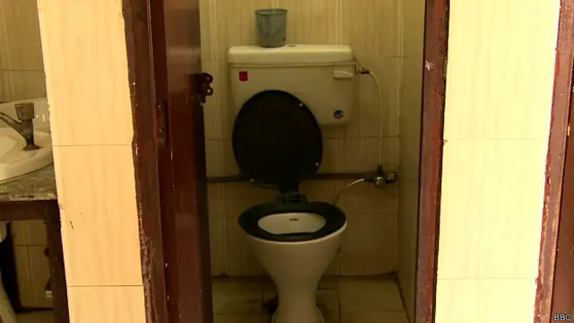 सरकारी अभियान में बने शौचालय 